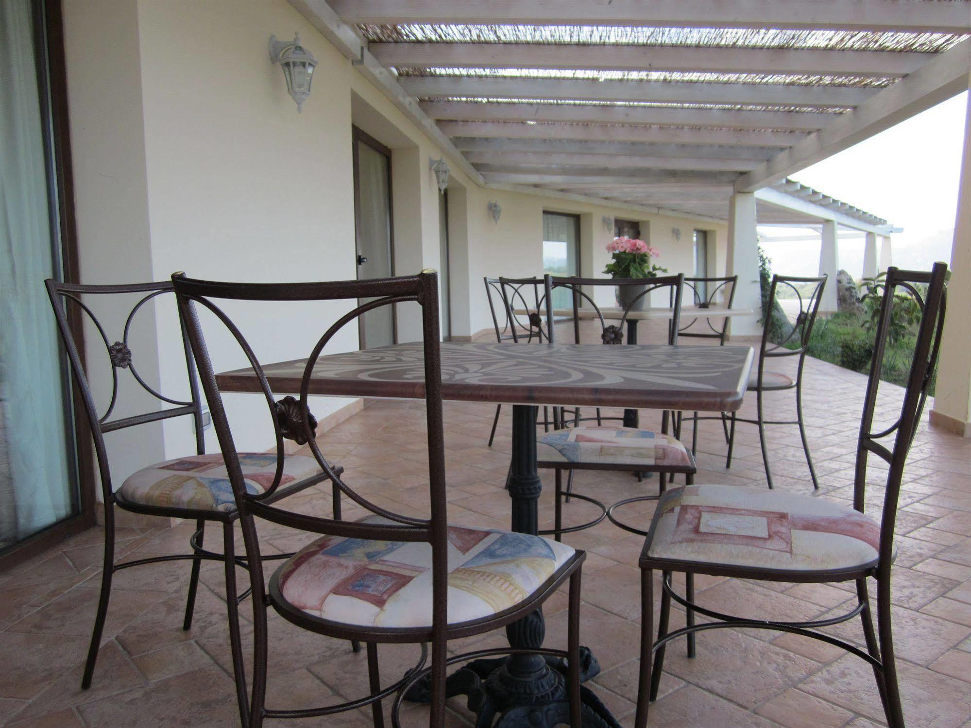גולפו אראנצ'י Borgo Alba Barona Turismo Rurale מראה חיצוני תמונה